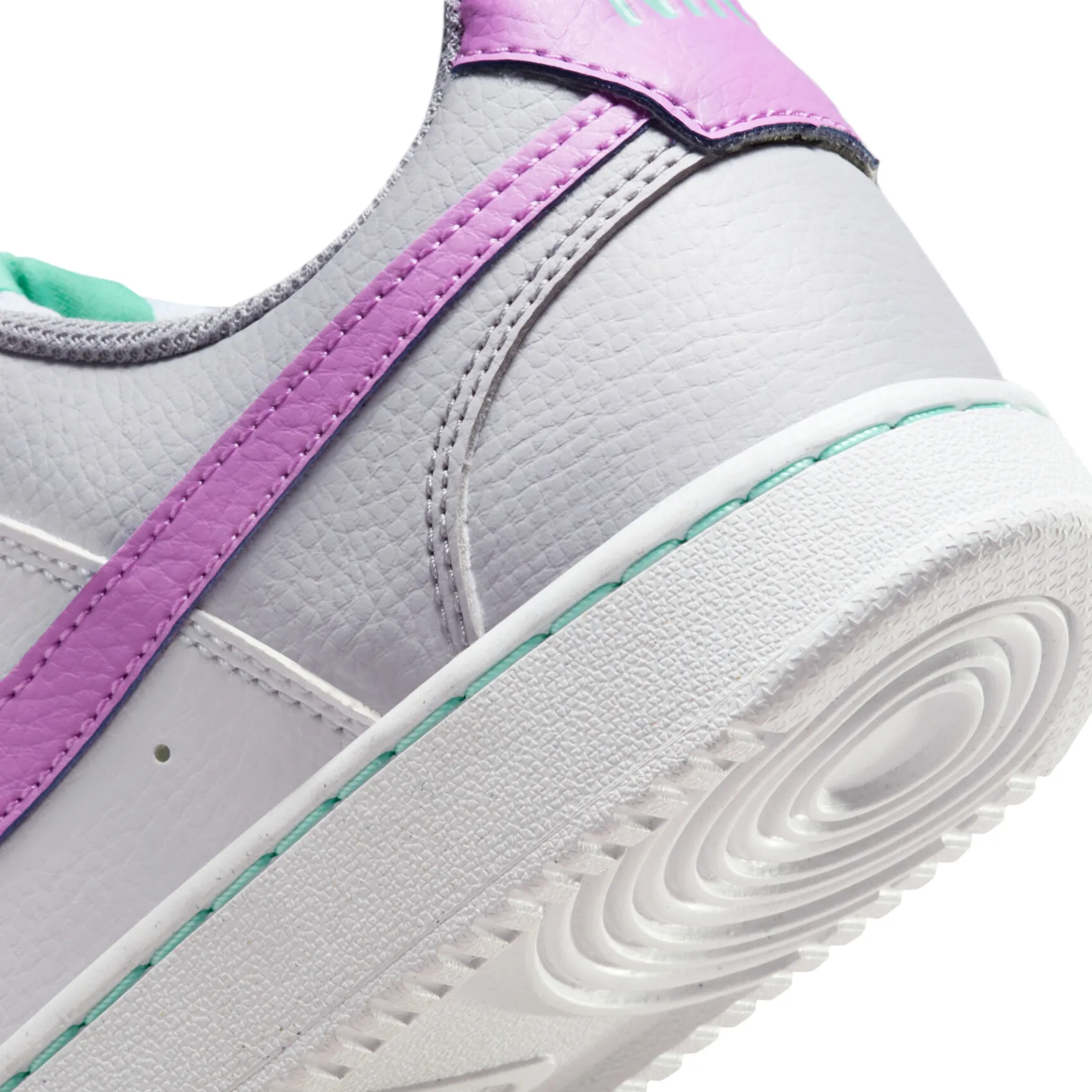 Sneaker|Schnürschuhe|Nike Damen Nike Court Vision Low Next Nature in Übergrößen Weiß