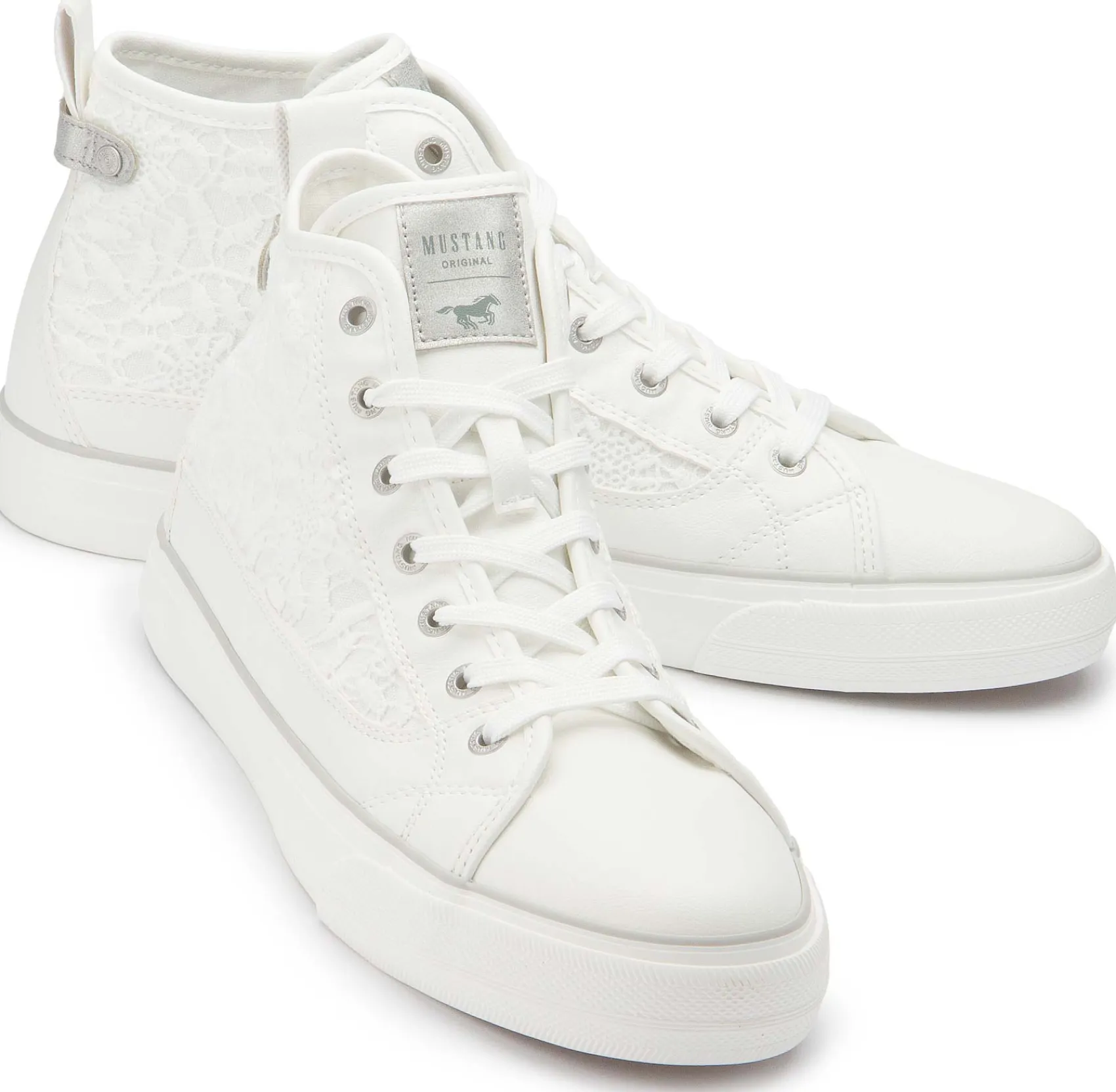Sneaker|Schnürschuhe|Mustang Damen Sneaker in Übergrößen Weiß