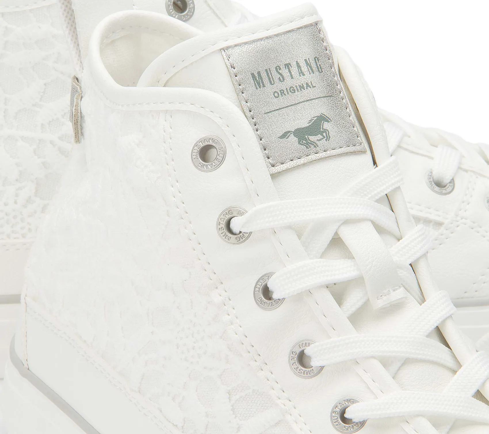 Sneaker|Schnürschuhe|Mustang Damen Sneaker in Übergrößen Weiß